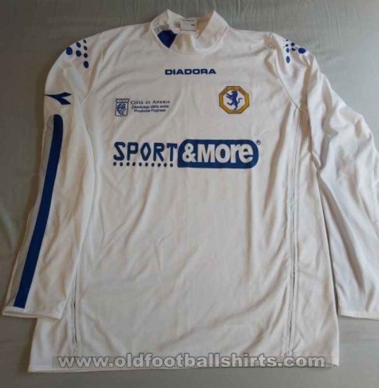 Fidelis Andria 2004-05 Away Kit