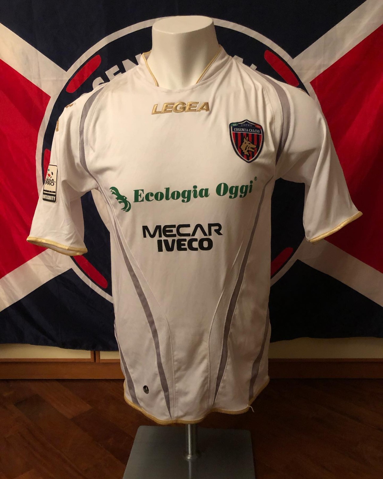 Cosenza 2014-15 Away Kit