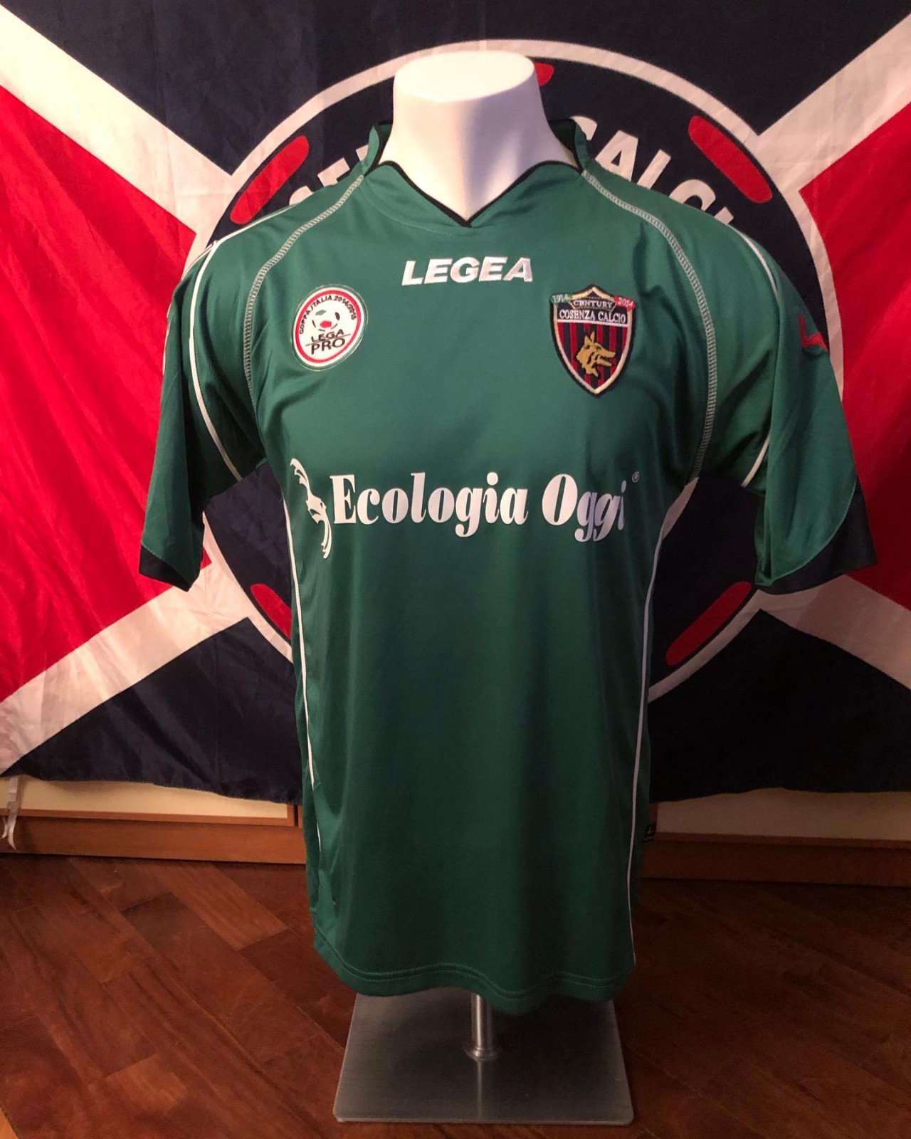 Cosenza 2015-16 Third Kit