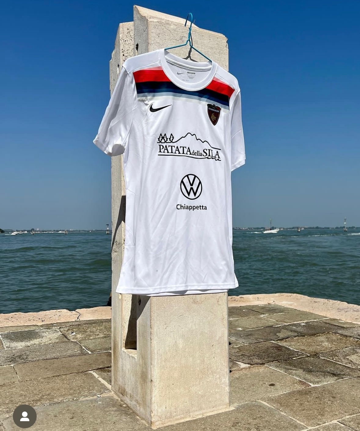 Cosenza 2023-24 Away Kit