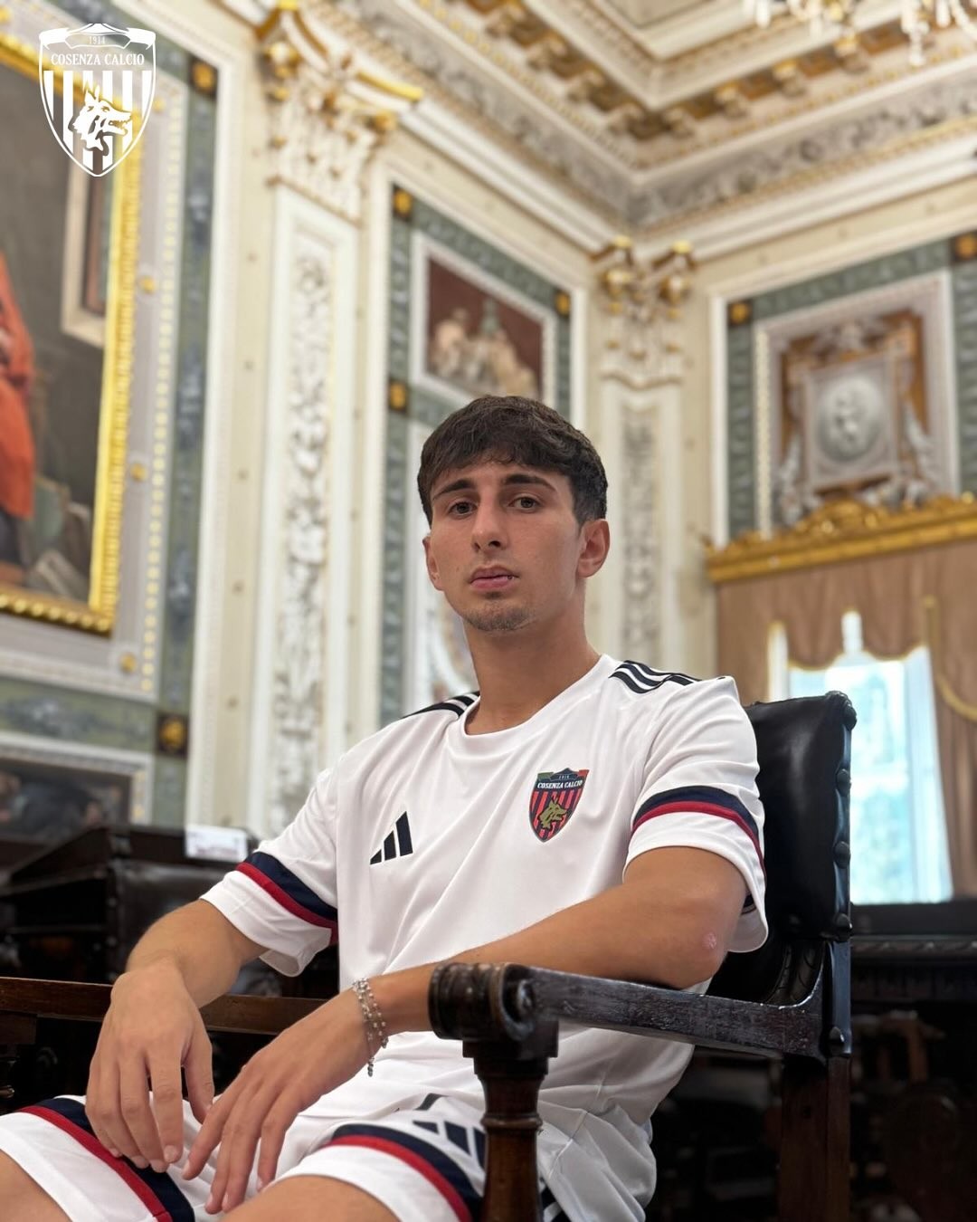 Cosenza 2025-26 Away Kit