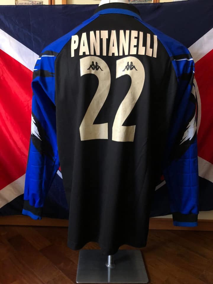 Cosenza 1999-00 GK 2 Kit