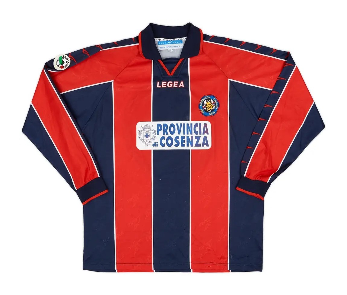 Cosenza 2001-02 Home Kit