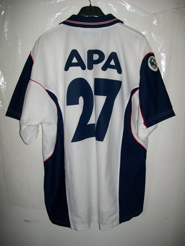Cosenza 2001-02 Away Kit