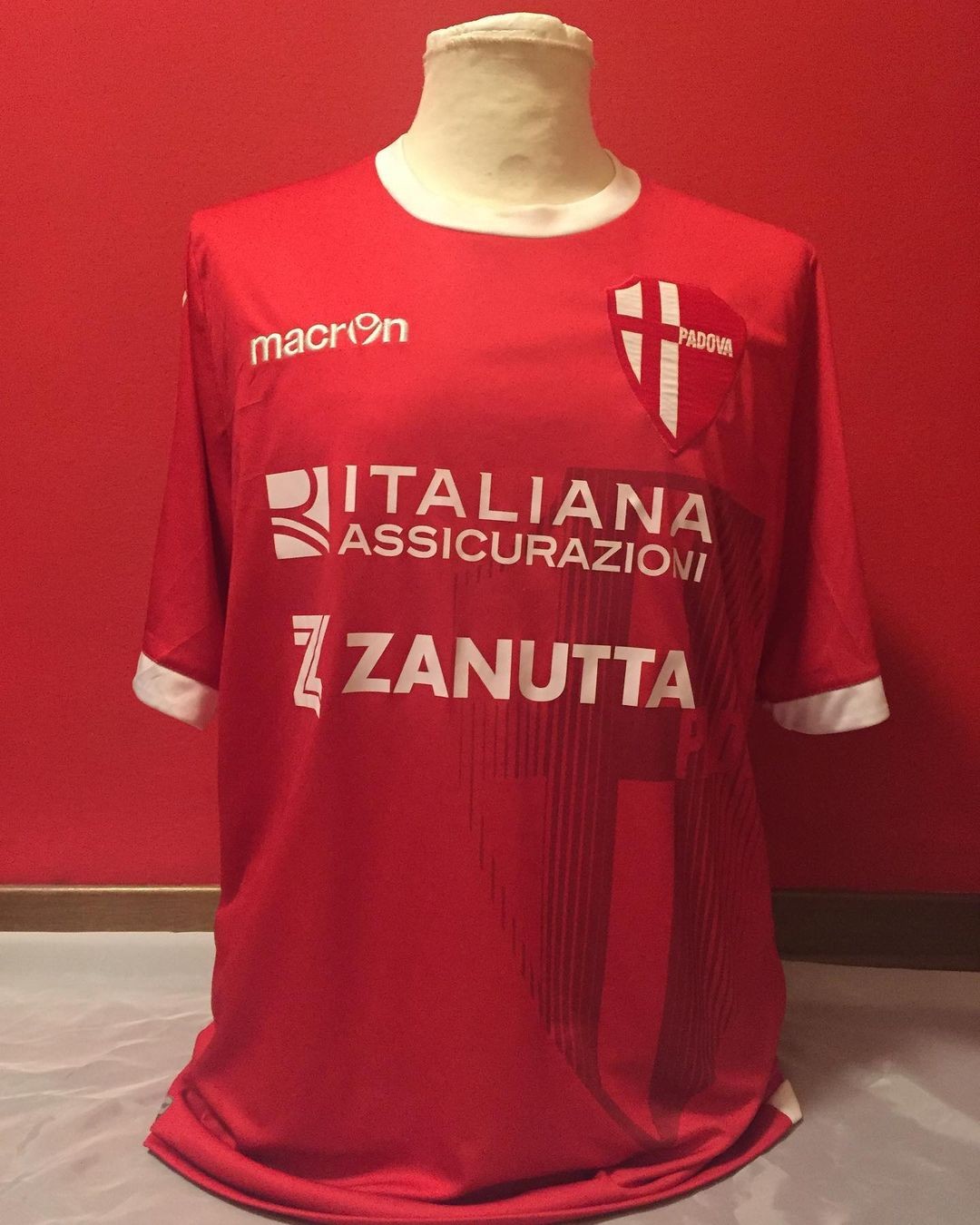 Padova 2016-17 Away Kit