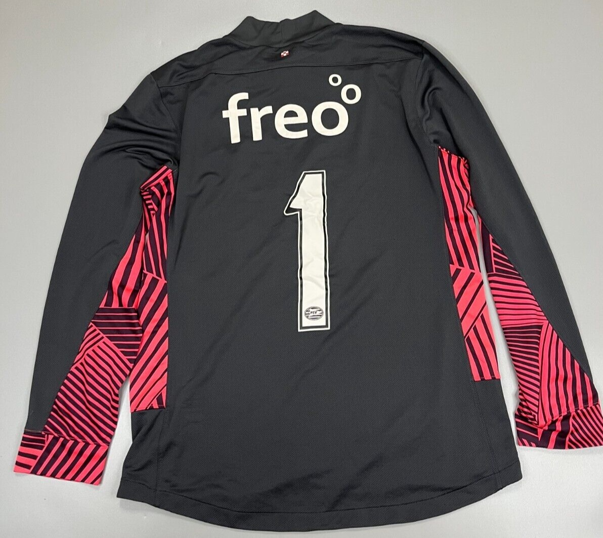 PSV 2011-12 GK 1 Kit