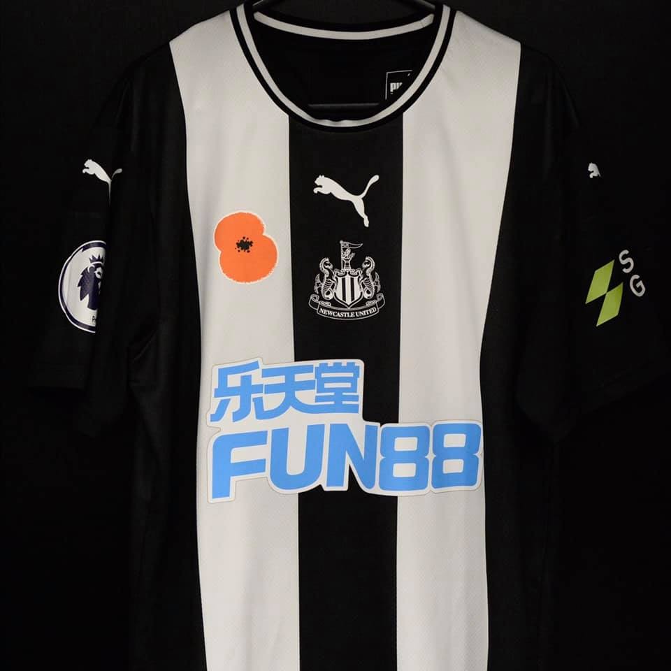 Newcastle United 2019-20 Home V3 Kit
