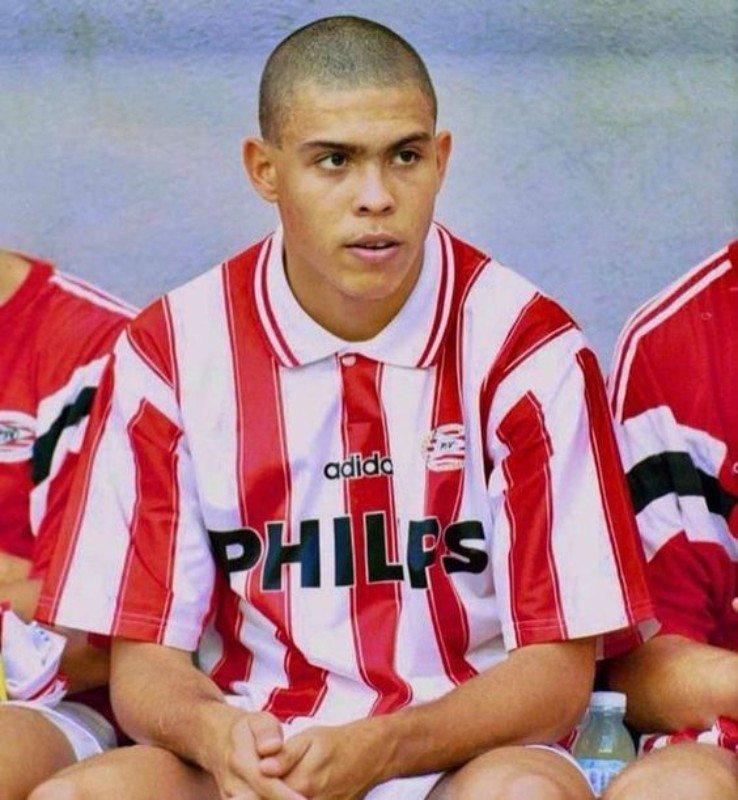 PSV 1994-95 Home Kit