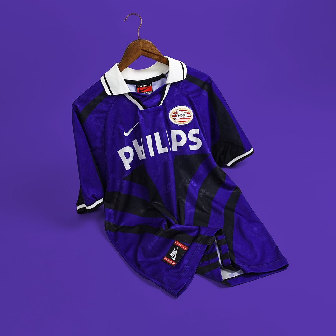 PSV 1996-97 Away Kit