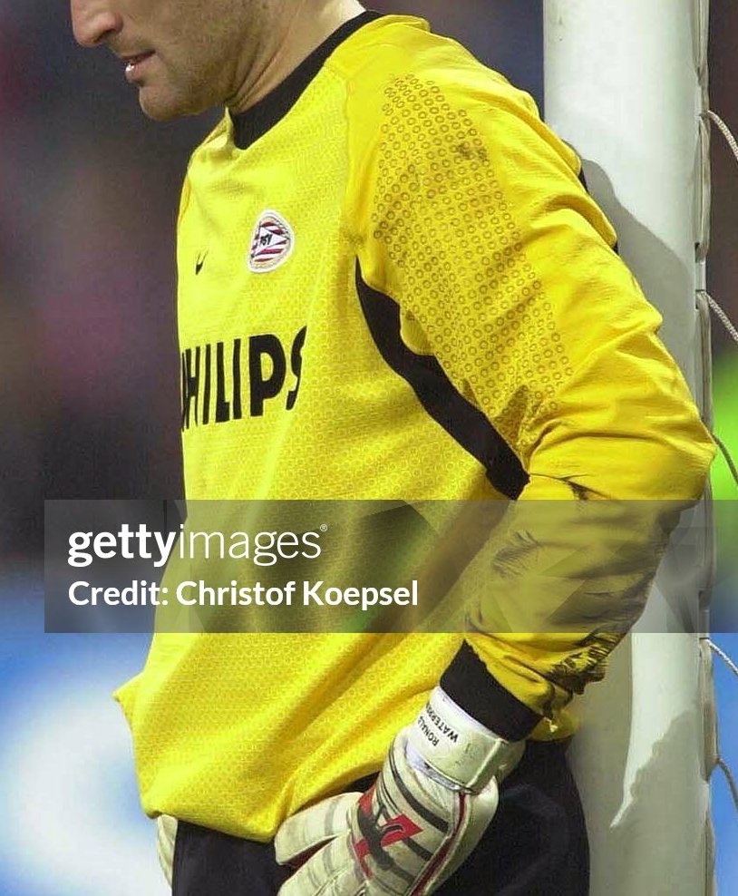 PSV 2000-01 GK 3 Kit