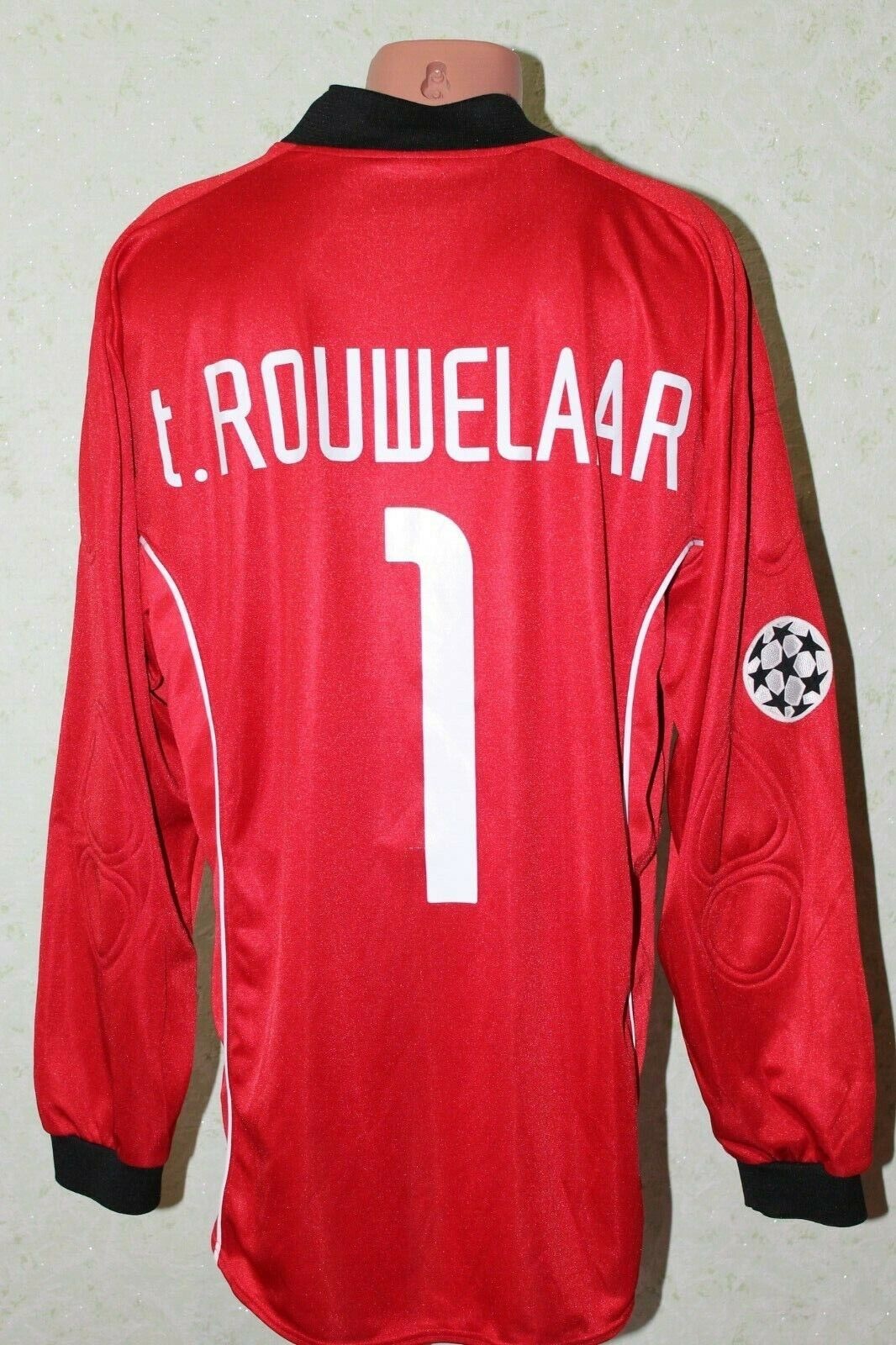 PSV 2001-02 GK 2 Kit