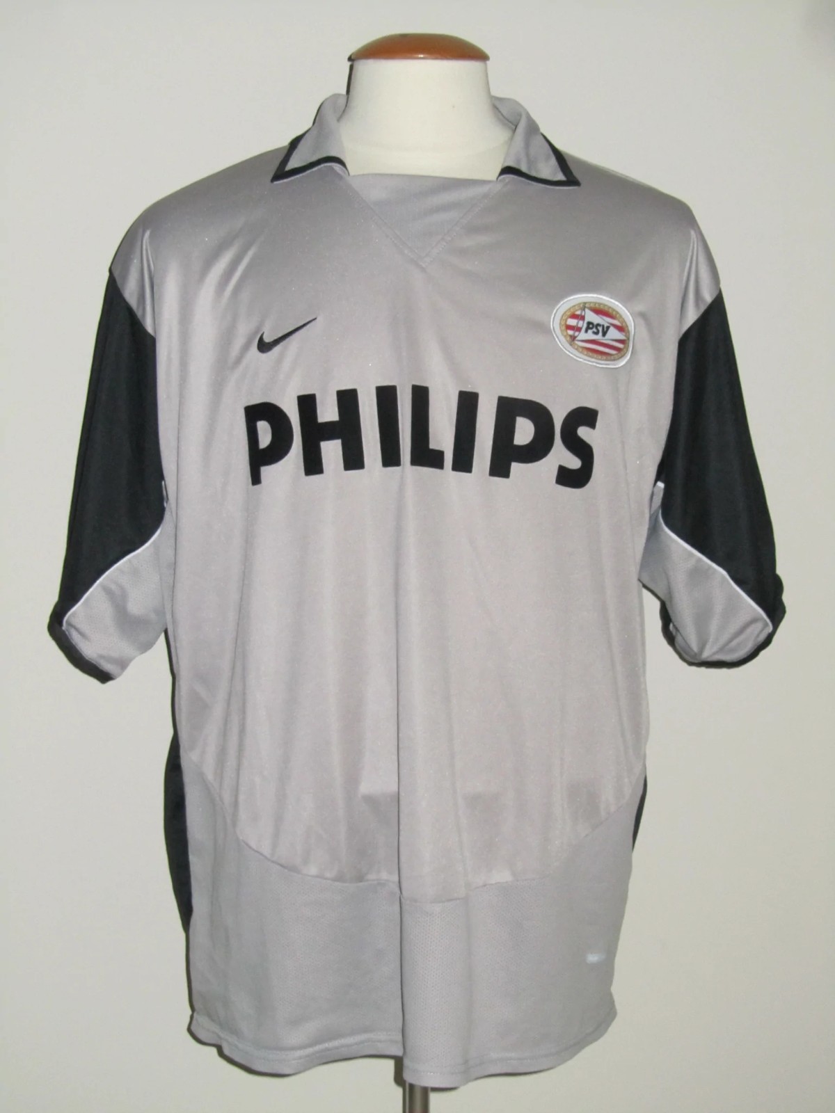 PSV 2003-04 Away Kit