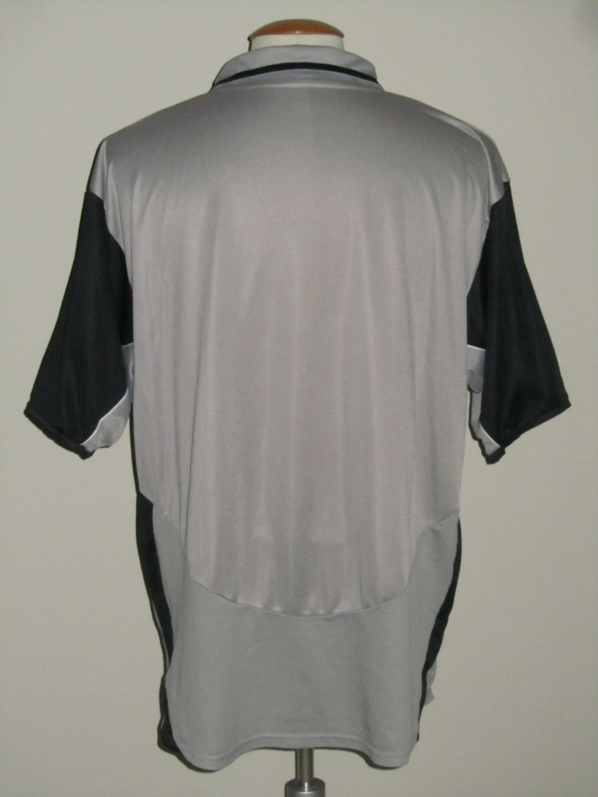 PSV 2003-04 Away Kit