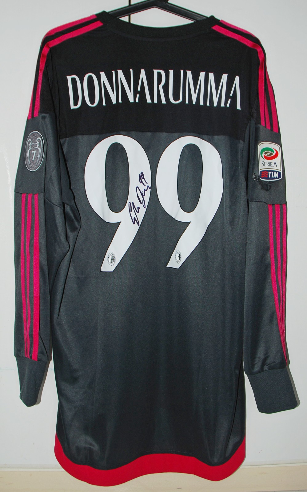AC Milan 2015-16 GK Third Kit