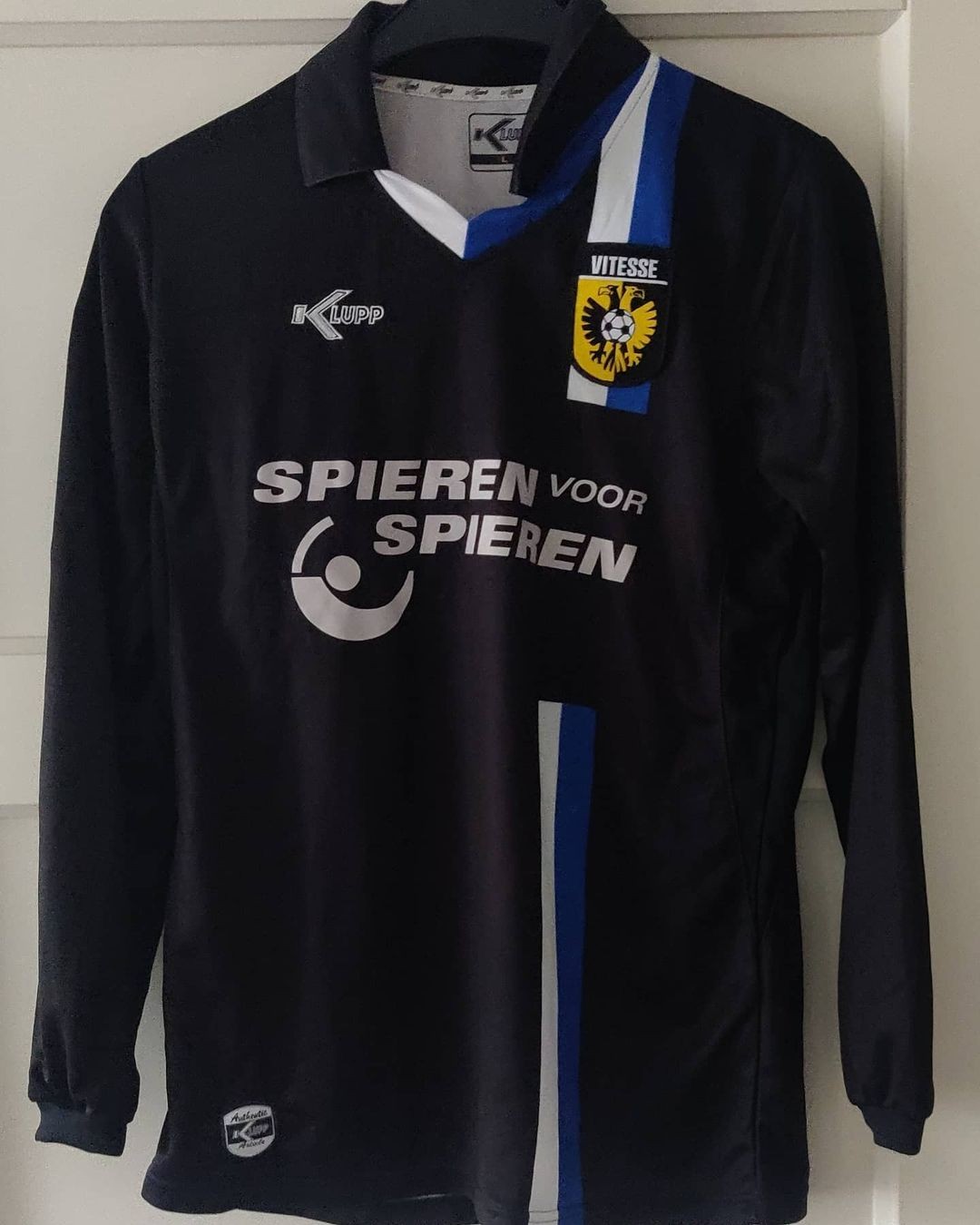 Vitesse 2011-12 Away 2 Kit
