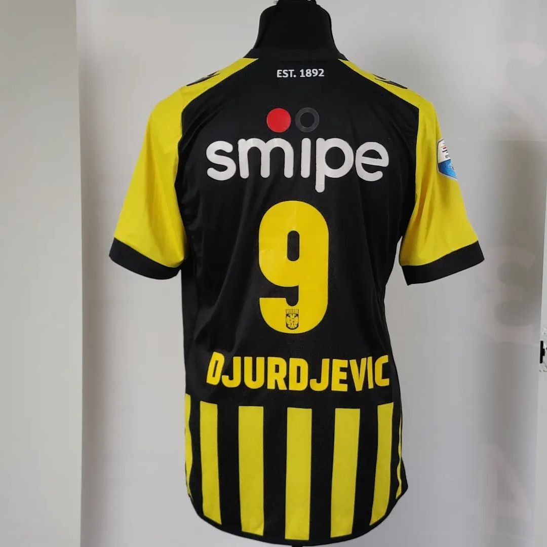 Vitesse 2014-15 Home Kit