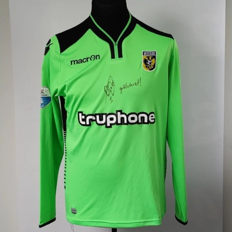 Vitesse 2016-17 GK Kit