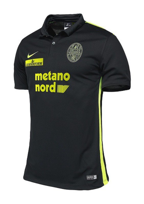 Hellas Verona 2015-16 Away Kit