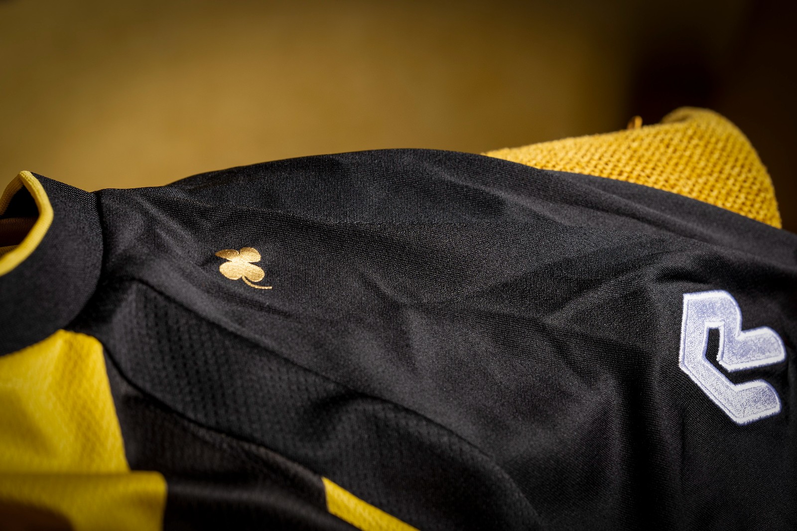 Vitesse 2023-24 Home Kit