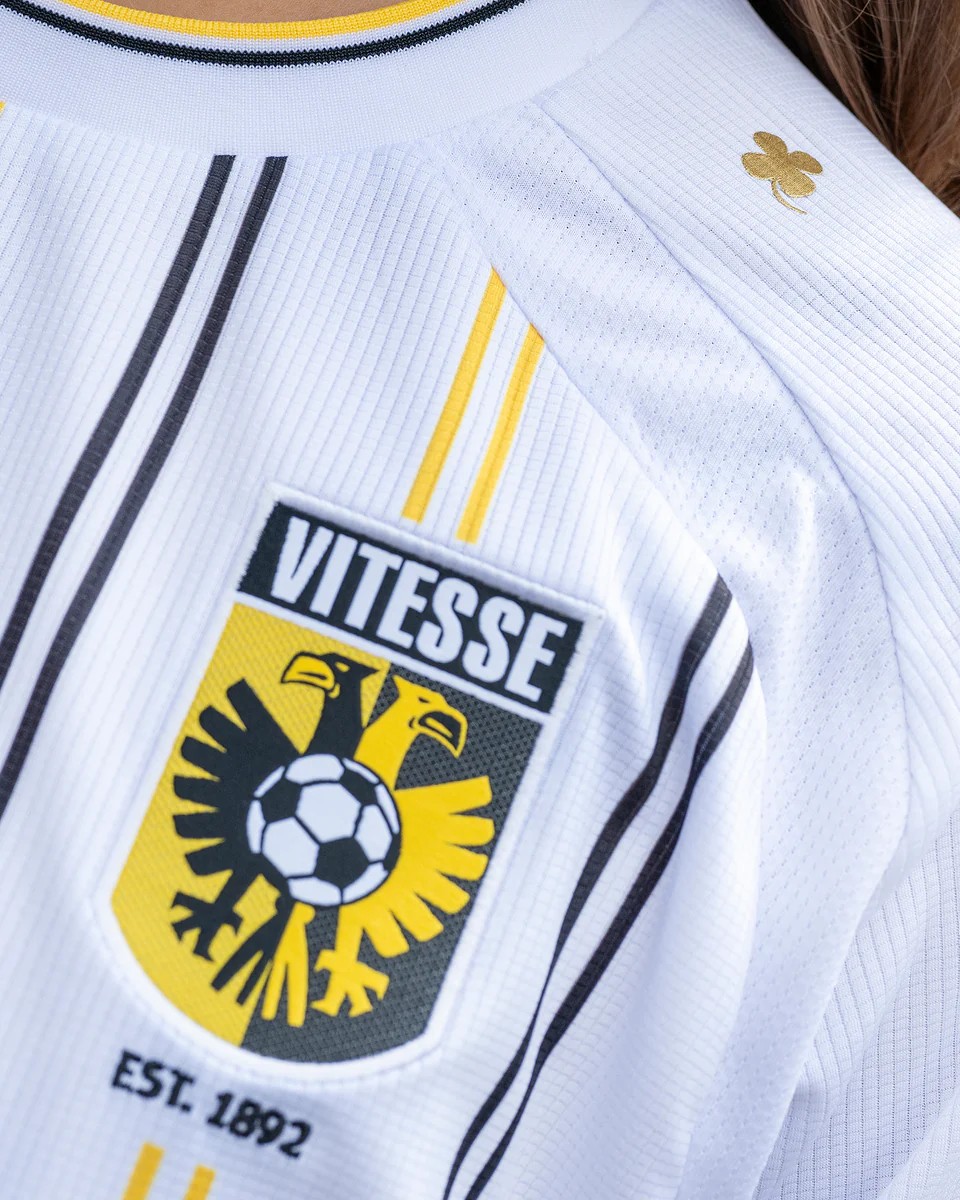 Vitesse 2023-24 Away Kit