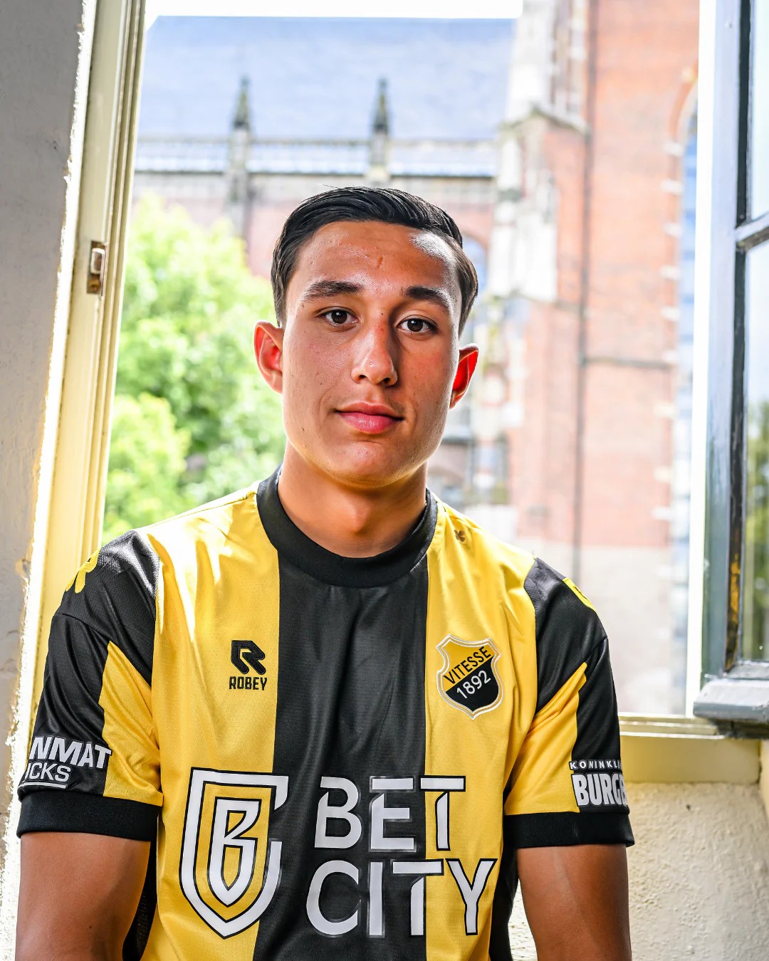 Vitesse 2024-25 Home Kit