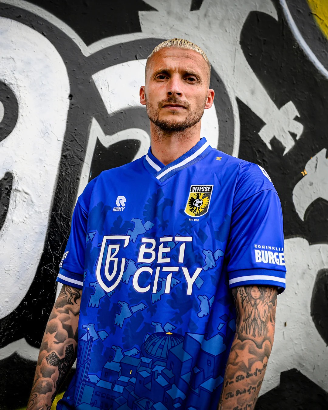 Vitesse 2024-25 Third Kit