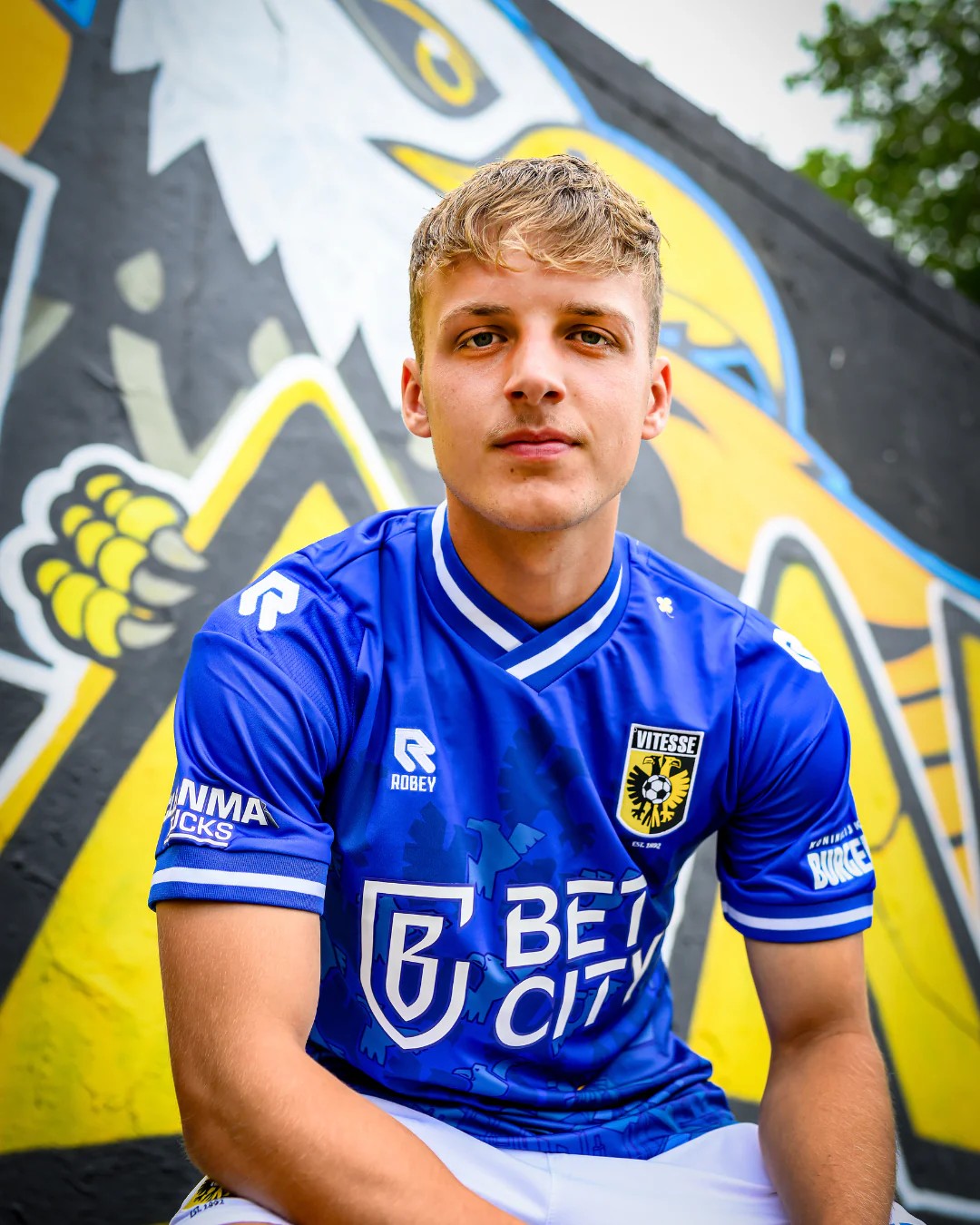 Vitesse 2024-25 Third Kit