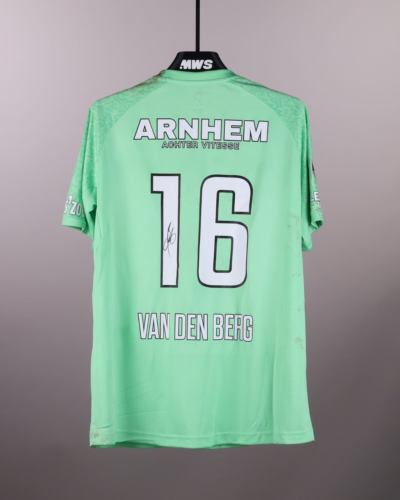 Vitesse 2025-26 GK 3 Kit