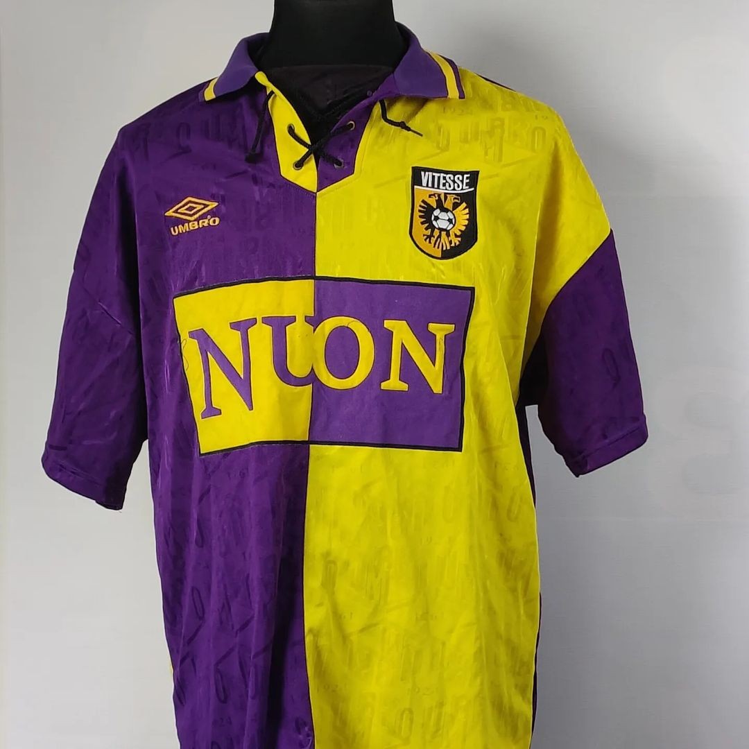 Vitesse 1996-97 Away Kit