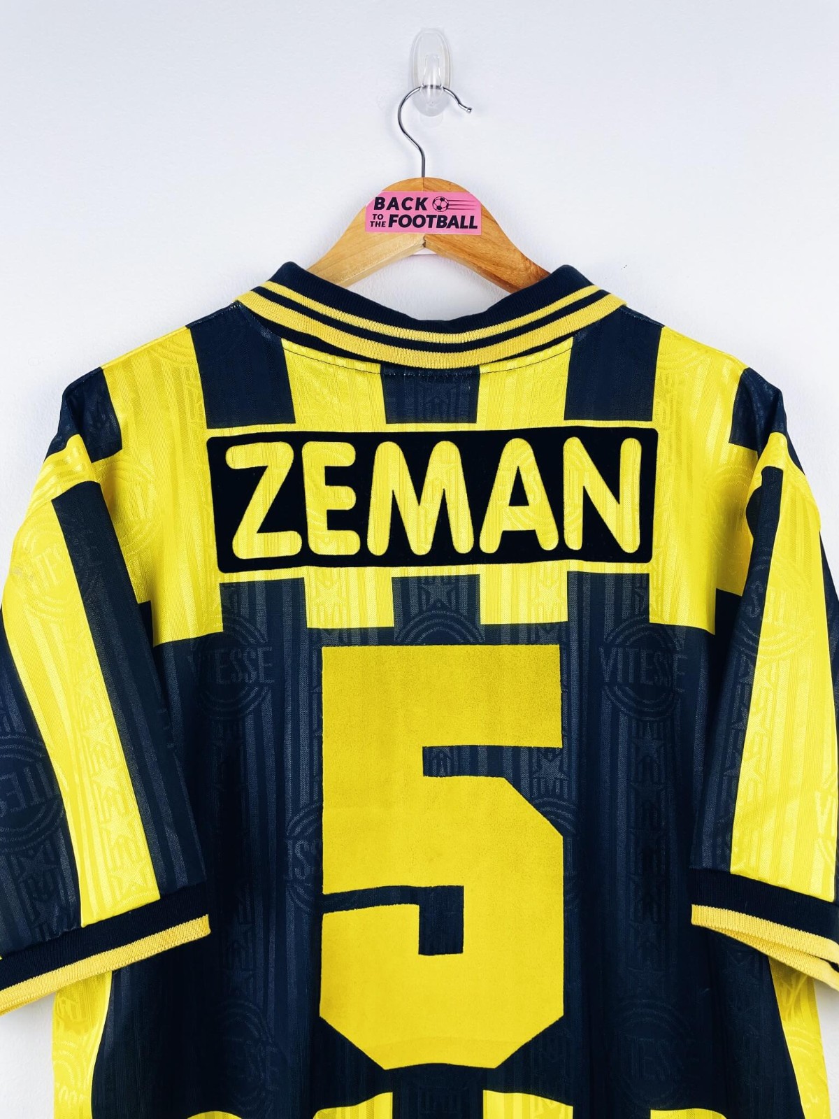 Vitesse 1998-99 Home V2 Kit