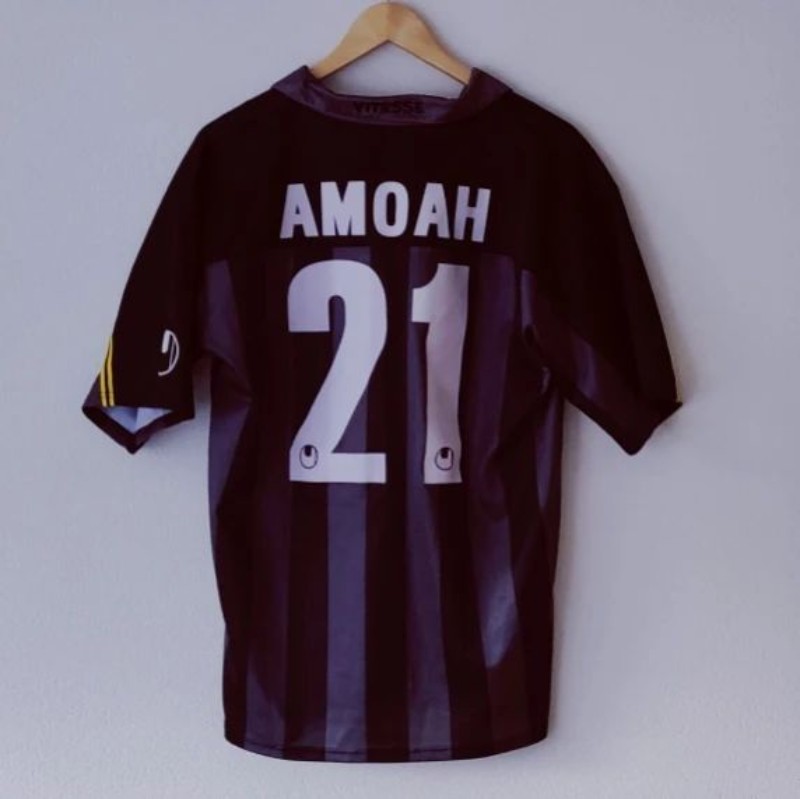 Vitesse 2001-02 Third Kit