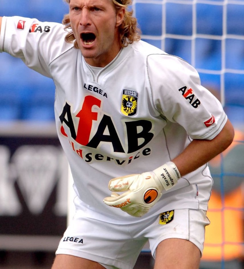 Vitesse 2006-07 GK 1 Kit