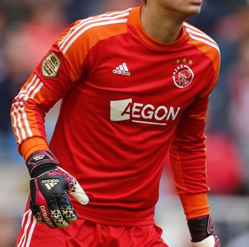 Ajax Amsterdam 2013-14 GK 3 Kit