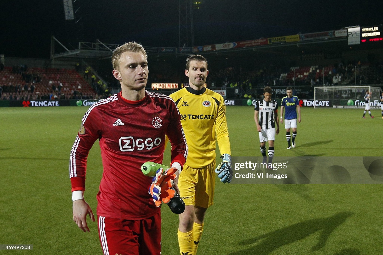 Ajax Amsterdam 2014-15 GK 6 Kit