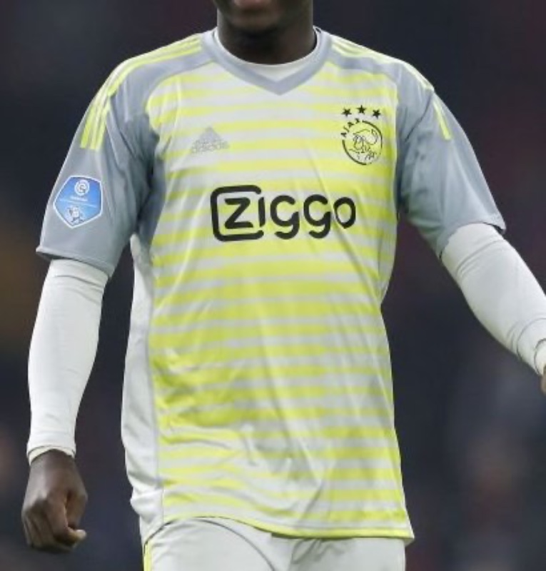 Ajax Amsterdam 2018-19 GK 2 Kit