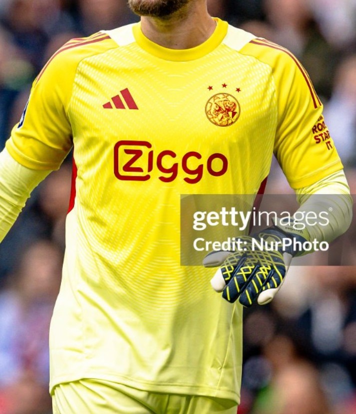 Ajax Amsterdam 2025-26 GK 2 Kit