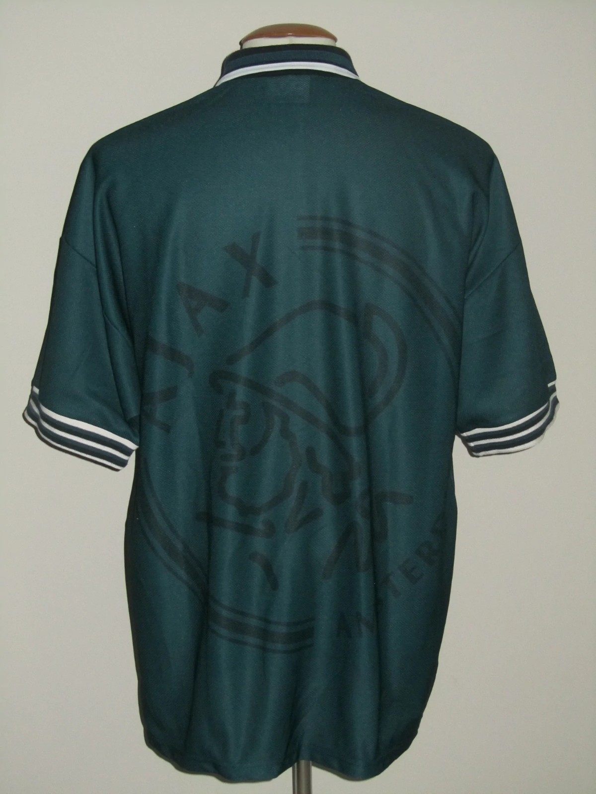 Ajax Amsterdam 1995-96 Away Kit