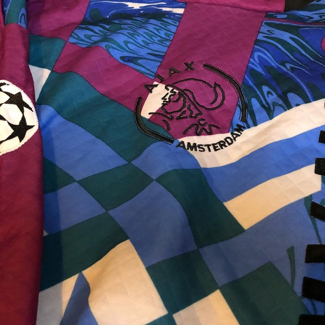 Ajax Amsterdam 1995-96 GK 4 Kit