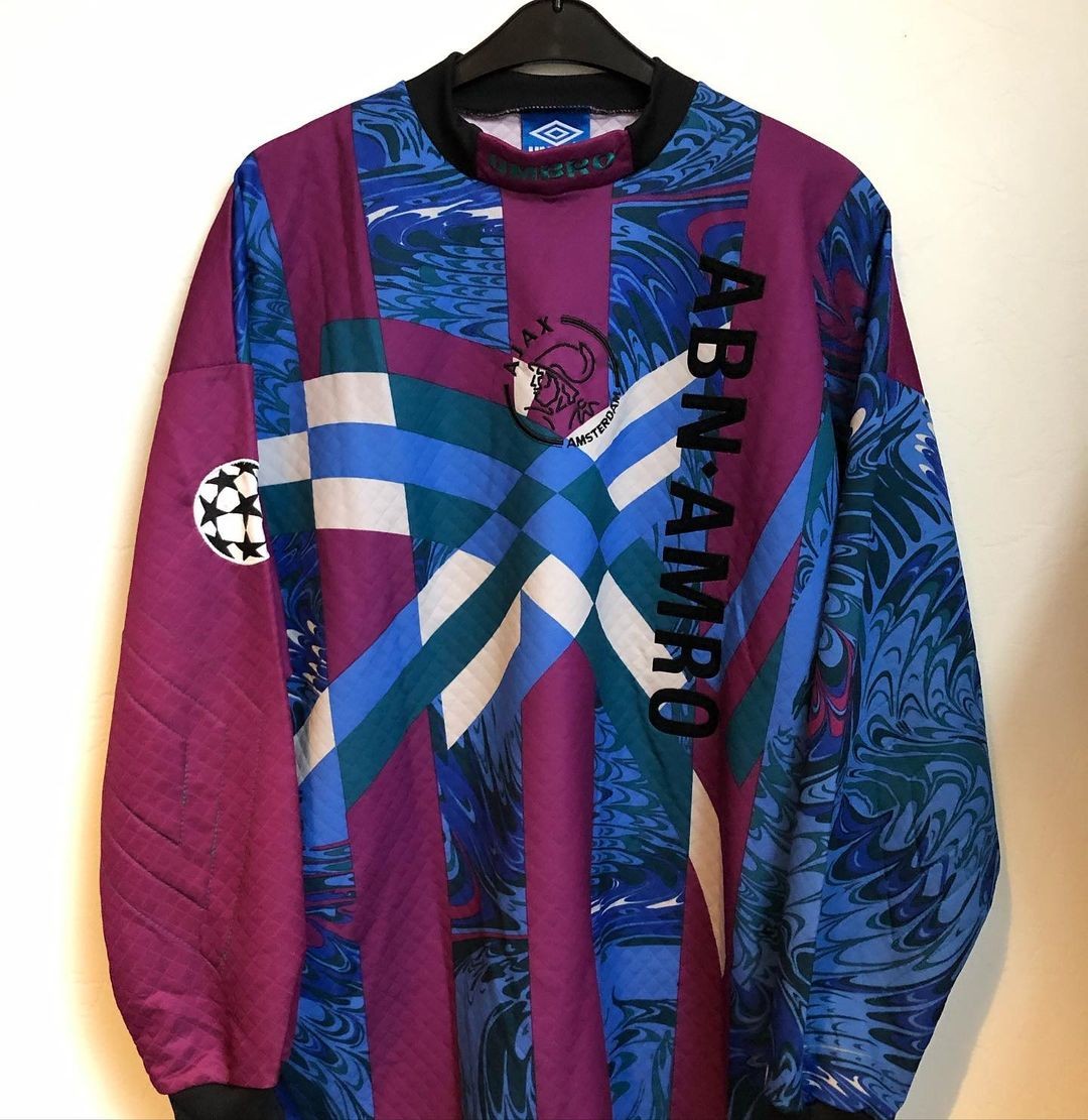 Ajax Amsterdam 1995-96 GK 4 Kit