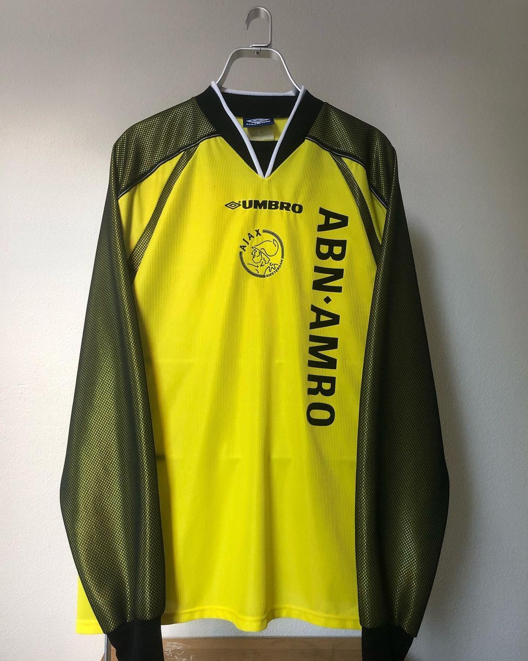 Ajax Amsterdam 1998-99 GK 1 Kit