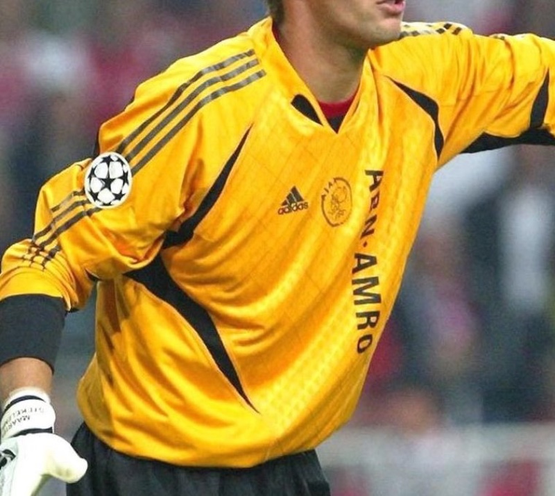 Ajax Amsterdam 2004-05 GK 2 Kit
