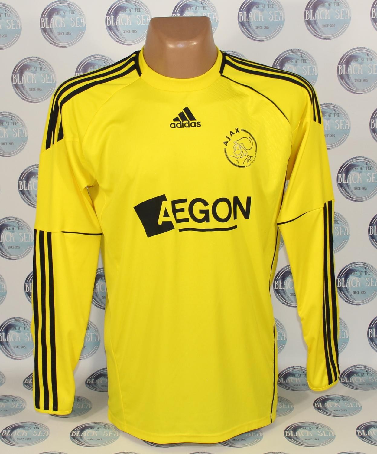 Ajax Amsterdam 2010-11 GK Kit