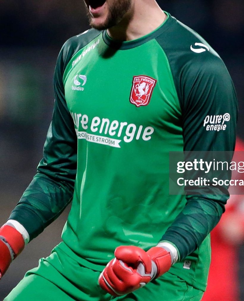 FC Twente 2018-19 GK 1 Kit