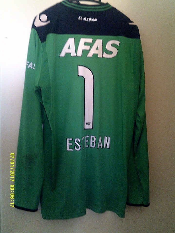 AZ Alkmaar 2013-14 GK 1 Kit