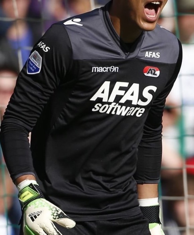 AZ Alkmaar 2013-14 GK 3 Kit