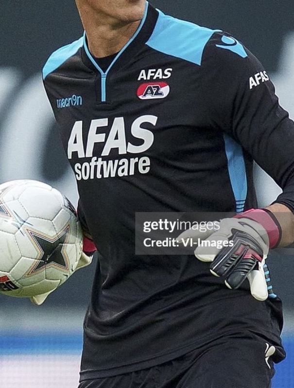AZ Alkmaar 2014-15 GK 2 Kit