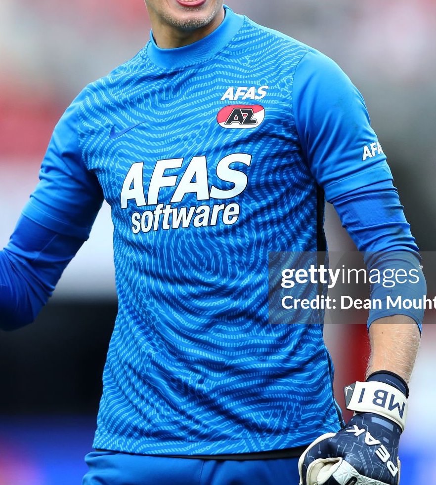 AZ Alkmaar 2020-21 GK Third Kit