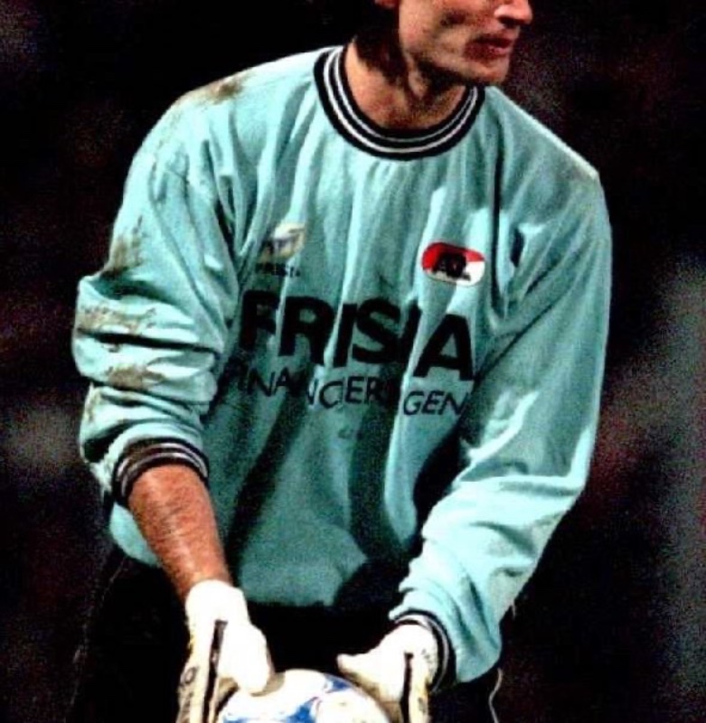 AZ Alkmaar 1999-00 GK 1 Kit