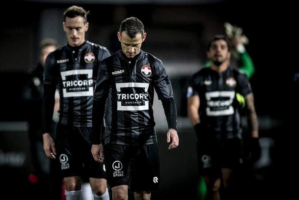 Willem II 2014-15 Third Kit