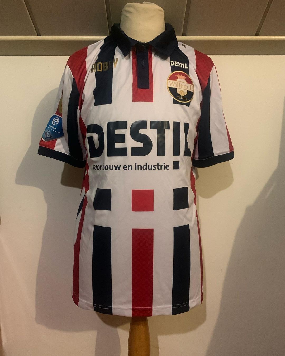 Willem II 2018-19 Home Kit